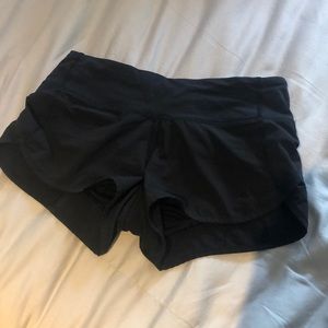 Lululemon speed up short